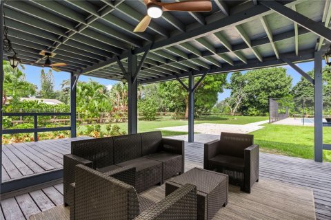 Casa en venta en Davie, Florida, 4 dormitorios, 203.64 m2 № 1968364 - foto 22