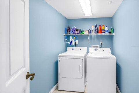 Condo in Redington Beach, Florida, 3 bedrooms  № 2106660 - photo 28