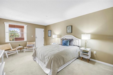 Condo in Redington Beach, Florida, 3 bedrooms  № 2106660 - photo 24