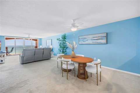 Condo in Redington Beach, Florida, 3 bedrooms  № 2106660 - photo 9