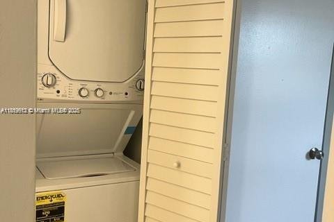 Condominio en venta en Pembroke Pines, Florida, 2 dormitorios, 79.34 m2 № 1958299 - foto 7