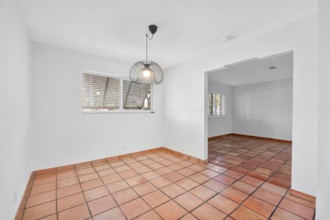Villa ou maison à vendre à Boca Raton, Floride: 2 chambres, 123.56 m2 № 2431327 - photo 8