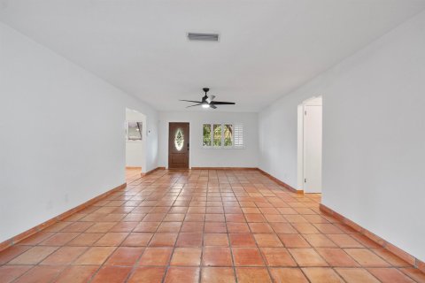 Villa ou maison à vendre à Boca Raton, Floride: 2 chambres, 123.56 m2 № 2431327 - photo 4