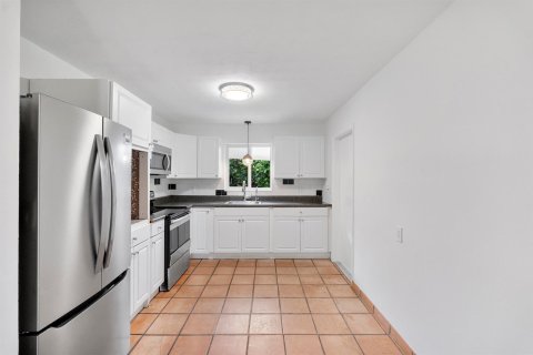 Villa ou maison à vendre à Boca Raton, Floride: 2 chambres, 123.56 m2 № 2431327 - photo 13