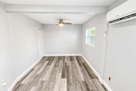 Apartment in Sarasota, Florida 2 bedrooms, 103.59 sq.m. № 2228218 - photo 16