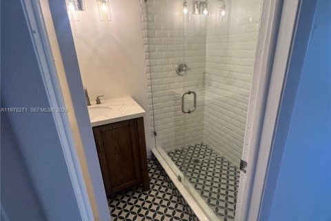 Снять в аренду виллу или дом в Майами, Флорида 3 спальни, 219.16м2, № 2042600 - фото 6