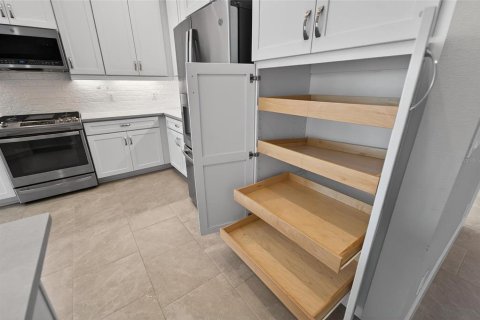 Купить виллу или дом в Уимаума, Флорида 7 комнат, 210.7м2, № 2151110 - фото 18