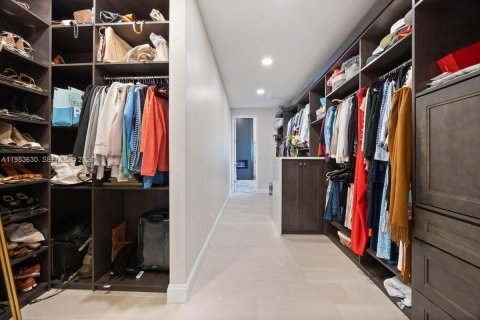 Villa ou maison à vendre à Coral Springs, Floride: 5 chambres, 251.49 m2 № 2020183 - photo 29