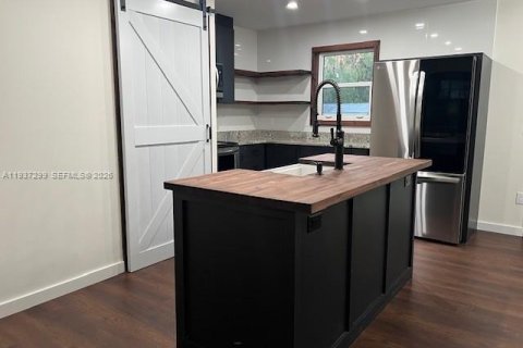 Купить виллу или дом в Деланд, Флорида 4 комнаты, 93.65м2, № 1995214 - фото 11