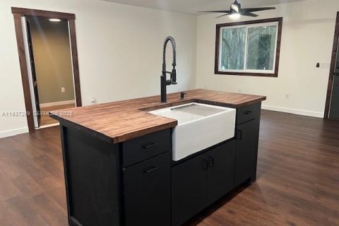 Купить виллу или дом в Деланд, Флорида 4 комнаты, 93.65м2, № 1995214 - фото 13