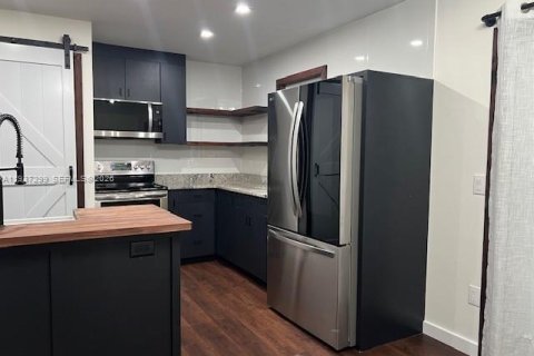 Купить виллу или дом в Деланд, Флорида 4 комнаты, 93.65м2, № 1995214 - фото 12