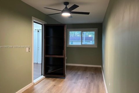 Купить виллу или дом в Деланд, Флорида 4 комнаты, 93.65м2, № 1995214 - фото 29