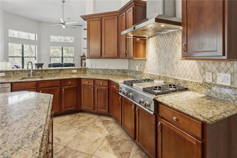 House in Orlando, Florida 6 bedrooms, 406.73 sq.m. № 1769883 - photo 27
