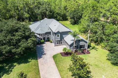 House in Orlando, Florida 6 bedrooms, 406.73 sq.m. № 1769883 - photo 2