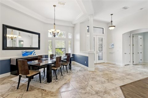 House in Orlando, Florida 6 bedrooms, 406.73 sq.m. № 1769883 - photo 16