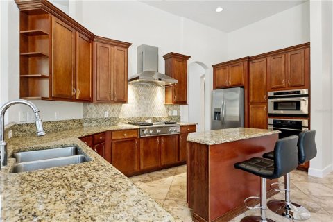 House in Orlando, Florida 6 bedrooms, 406.73 sq.m. № 1769883 - photo 23
