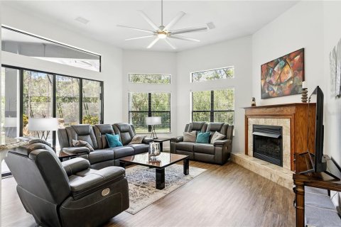 House in Orlando, Florida 6 bedrooms, 406.73 sq.m. № 1769883 - photo 26