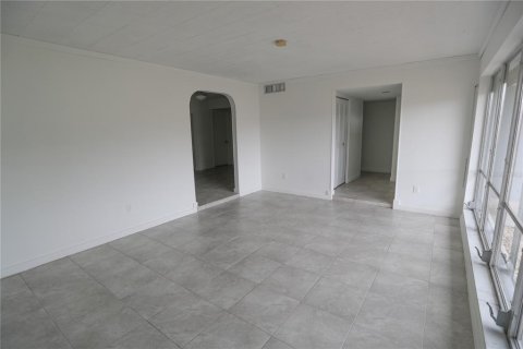 Casa en venta en Port Charlotte, Florida, 3 dormitorios, 195.56 m2 № 2238011 - foto 18