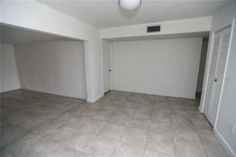 Casa en venta en Port Charlotte, Florida, 3 dormitorios, 195.56 m2 № 2238011 - foto 21