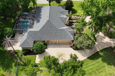 House in Ocala, Florida 4 bedrooms, 313.55 sq.m. № 2110438 - photo 10