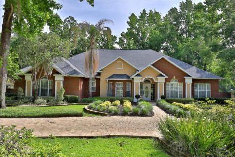 House in Ocala, Florida 4 bedrooms, 313.55 sq.m. № 2110438 - photo 2