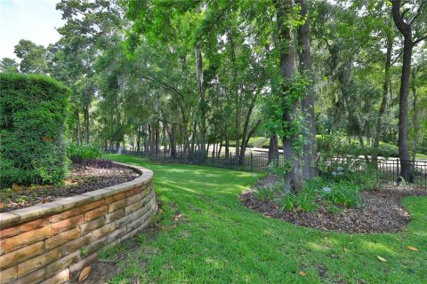 House in Ocala, Florida 4 bedrooms, 313.55 sq.m. № 2110438 - photo 4