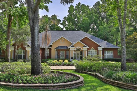 House in Ocala, Florida 4 bedrooms, 313.55 sq.m. № 2110438 - photo 3