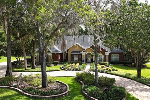 House in Ocala, Florida 4 bedrooms, 313.55 sq.m. № 2110438 - photo 6