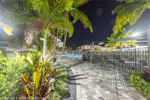 Copropriété à vendre à Deerfield Beach, Floride: 2 chambres, 76.18 m2 № 1999640 - photo 27