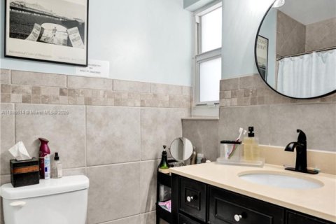 Купить кондоминиум в Помпано-Бич, Флорида 2 спальни, 106.84м2, № 1983370 - фото 14