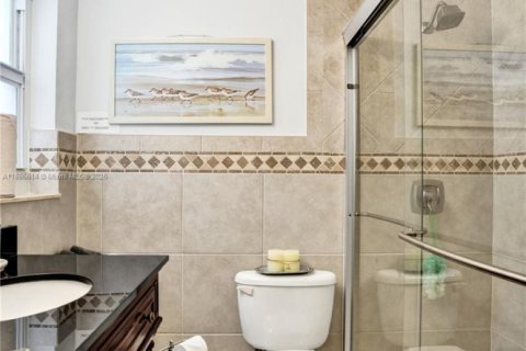 Купить кондоминиум в Помпано-Бич, Флорида 2 спальни, 106.84м2, № 1983370 - фото 22