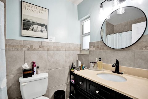 Купить кондоминиум в Помпано-Бич, Флорида 2 спальни, 106.84м2, № 1983370 - фото 15