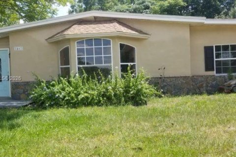 House in Deltona, Florida 3 bedrooms № 2033090