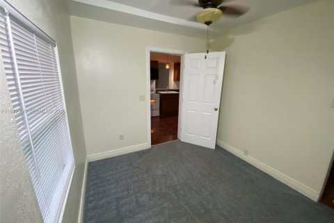 House in Deltona, Florida 3 bedrooms № 2033090 - photo 20