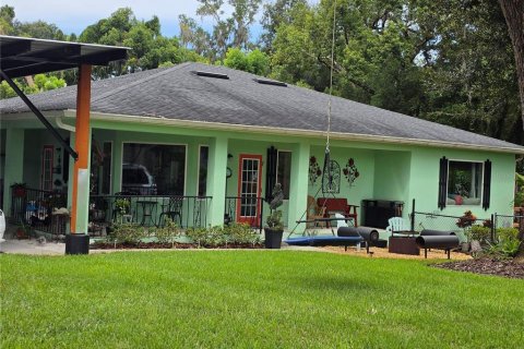 Casa en Seffner, Florida 3 dormitorios, 250.84 m2 № 2399175