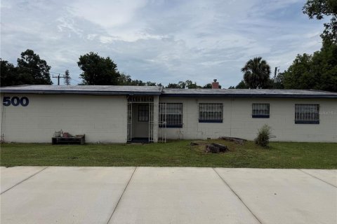 House in Sanford, Florida 3 bedrooms, 114.36 sq.m. № 2259295