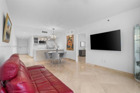 Condominio en venta en Hallandale Beach, Florida, 2 dormitorios, 100.89 m2 № 2049036 - foto 8