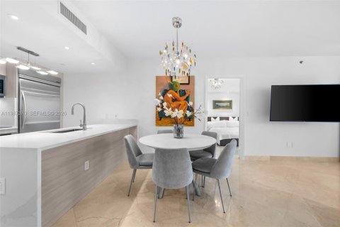 Condominio en venta en Hallandale Beach, Florida, 2 dormitorios, 100.89 m2 № 2049036 - foto 7