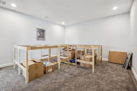 Купить виллу или дом в Уинтер-Гарден, Флорида 12 комнат, 373.93м2, № 2091896 - фото 28