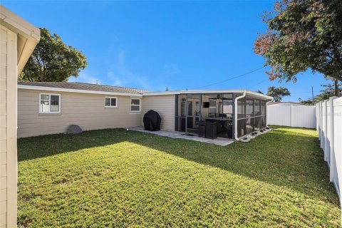 Casa en venta en Holiday, Florida, 2 dormitorios, 114.46 m2 № 1909777 - foto 25