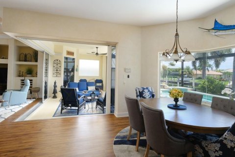 Casa en alquiler en Punta Gorda, Florida, 3 dormitorios, 211.35 m2 № 1690331 - foto 23