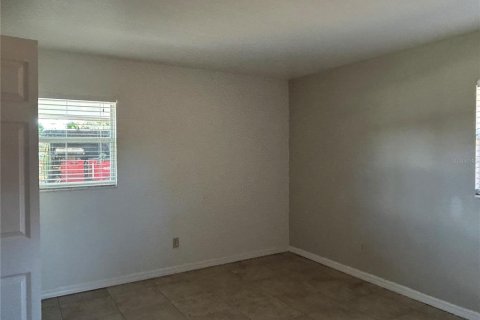 Appartement à louer à Sarasota, Floride: 2 chambres, 111.48 m2 № 1808820 - photo 8