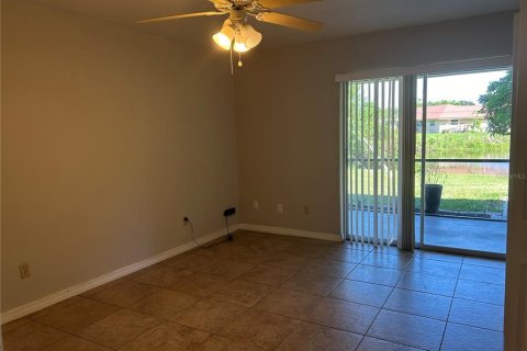 Appartement à louer à Sarasota, Floride: 2 chambres, 111.48 m2 № 1808820 - photo 12
