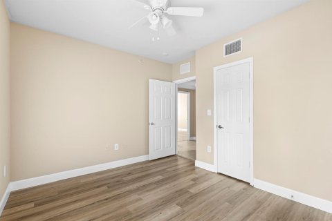 Copropriété à louer à West Palm Beach, Floride: 3 chambres, 138.7 m2 № 2154112 - photo 21