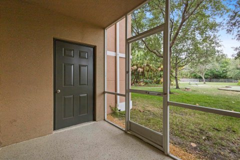 Copropriété à louer à West Palm Beach, Floride: 3 chambres, 138.7 m2 № 2154112 - photo 3