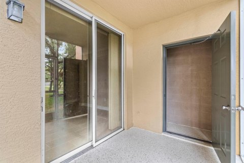 Copropriété à louer à West Palm Beach, Floride: 3 chambres, 138.7 m2 № 2154112 - photo 5