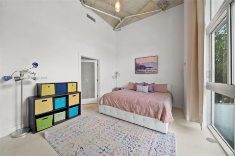 Copropriété à louer à Miami Beach, Floride: 2 chambres, 123.37 m2 № 1887829 - photo 12