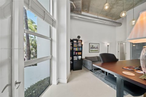 Copropriété à louer à Miami Beach, Floride: 2 chambres, 123.37 m2 № 1887829 - photo 21
