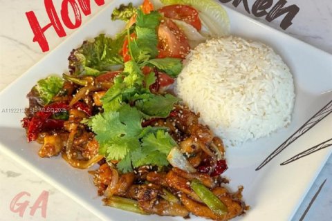 Commercial property in Plantation, Florida № 1977137 - photo 4