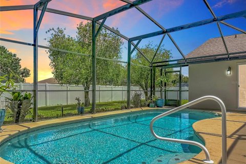 Villa ou maison à Orlando, Floride 4 chambres, 178.56 m2 № 2220418